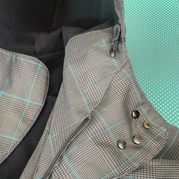 Oakley Womens zip up insulated Water repellant Snow jacket size XS - Picture 8 of 11